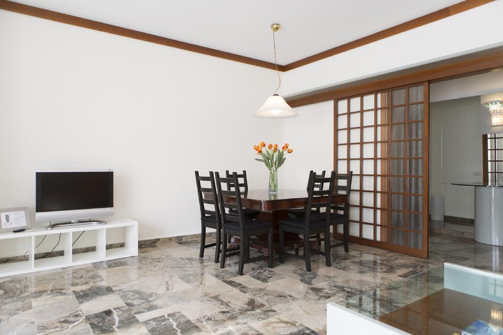 Fiera Monterosa 11 Apartment Milano Værelse billede