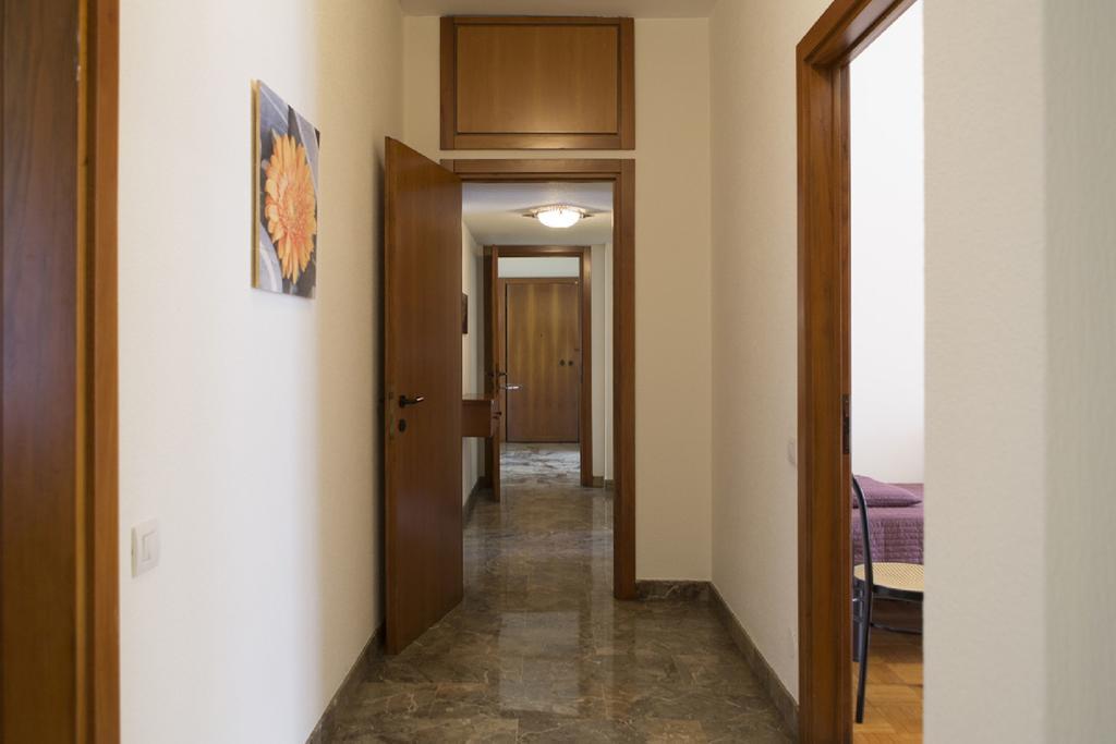 Fiera Monterosa 11 Apartment Milano Værelse billede
