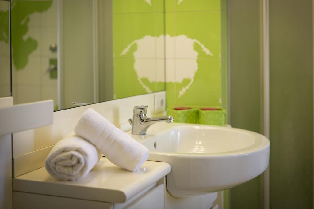 Fiera Monterosa 11 Apartment Milano Værelse billede