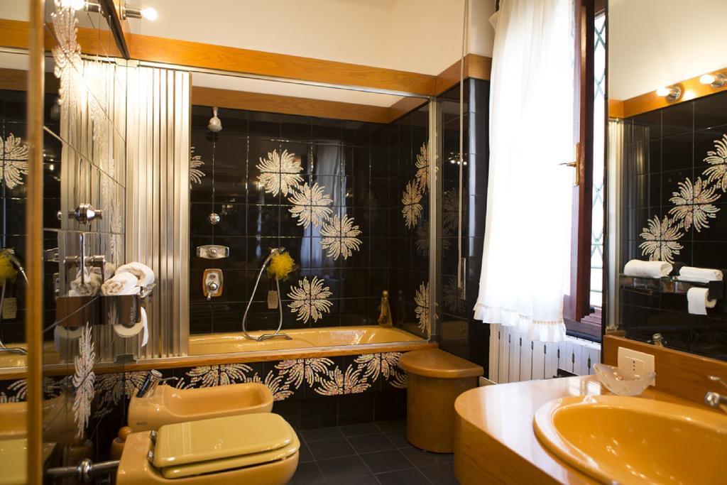Fiera Monterosa 11 Apartment Milano Værelse billede