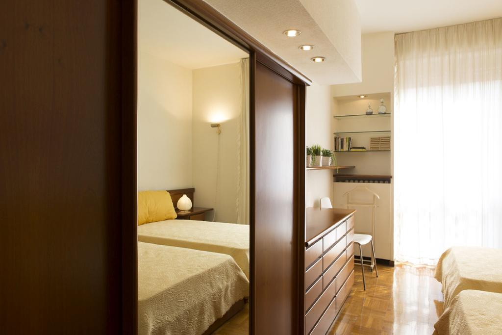 Fiera Monterosa 11 Apartment Milano Værelse billede